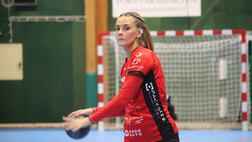 Starka skytten Lovisa Skagerlind tror på en fortsatt utveckling av laget inför dagens hemmamatch mot Linköpingslaget eRPing. "Det har bara börjat", säger hon men tycker att säsongen hittills har varit för ojämn.