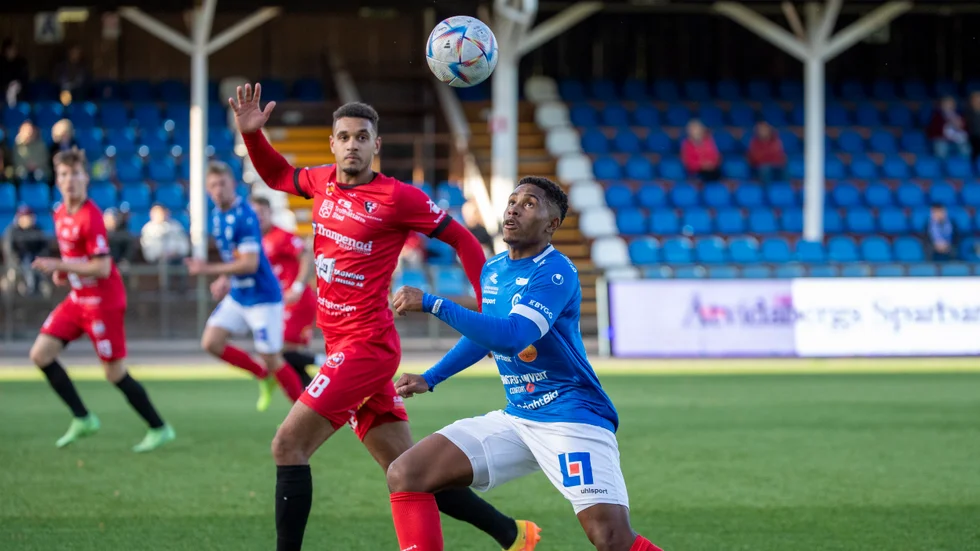 José Bonilla har förnyat kontraktet med ÅFF och stannar kvar på Kopparvallen.
