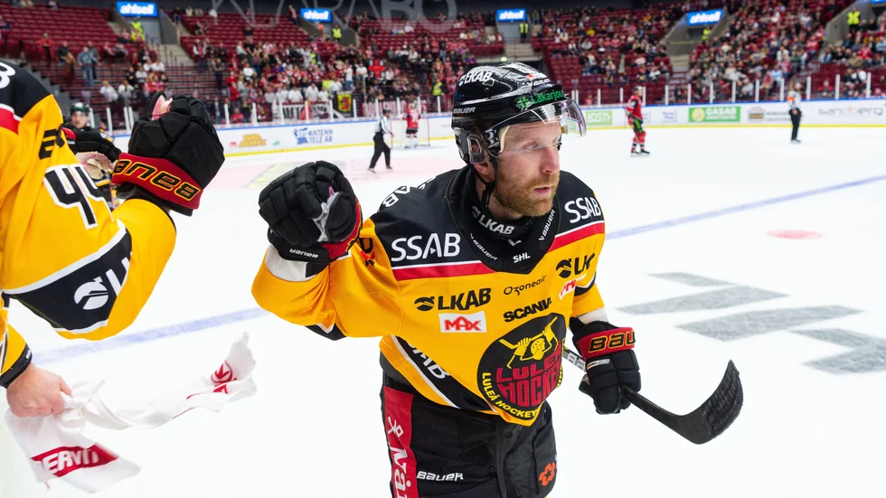 Leo Komarov gjorde sitt andra mål för säsongen när Luleå vann.