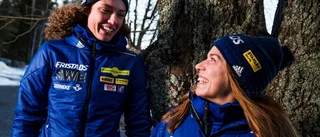 Anna och Hanna åker stafetten i skidskytte