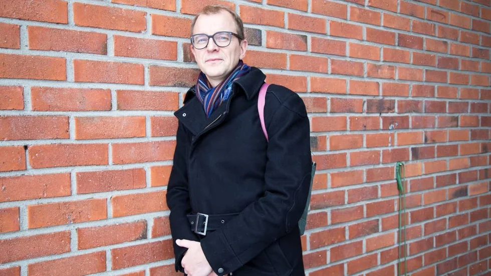 SAMHÄLLSPROBLEM. Den ofrivilliga ensamheten skadar vår hälsa mer än dåliga matvanor och stillasittande", skriver
oppositionsregionrådet  Jens Sundström (L) i sin debattartikel. (Arkivbild)