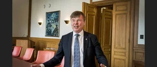 Hövdingen laddar för eriksgata i länet