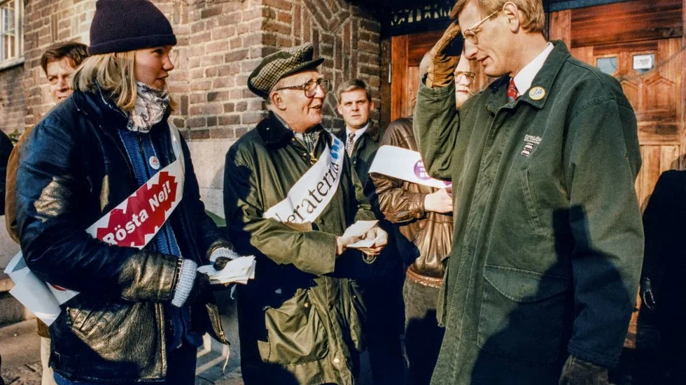Ja-sida med bekymmer. Carl Bildt var en av de tongivande figurerna i den breda Ja-sidan då det begav sig.
