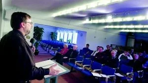 Foto: ANDERS LILJEGREN  Frågan om alkobol i kyrkan har inte debatterats tillräckligt i församlingarna, menar Lars Wennman i Josuaförsamlingen i Gamleby och ordade därför en konferens i ämnet för församlingar från Småland och Öland.