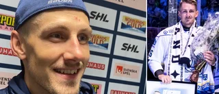 Tidigare AIK-backen om hyllningen, Lindholms betydelse – och varför han inte släppt Skellefteå helt: ”Vi har det bra ute på Billören”