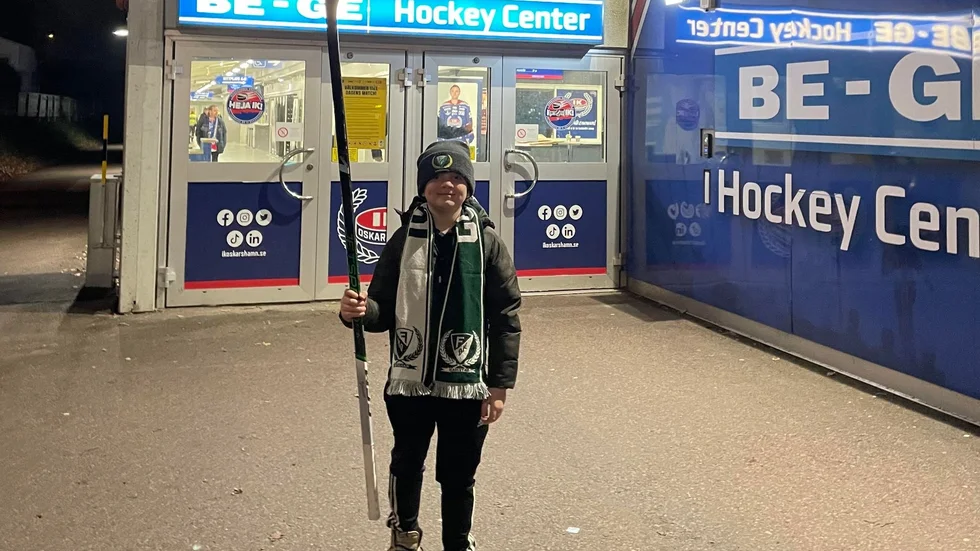 Det blev vinst för Färjestad när David var på plats i Oskarshamn för att heja på sitt favoritlag. I framtiden hoppas han på att kunna åka till Karlstad för att gå på en hemmamatch.