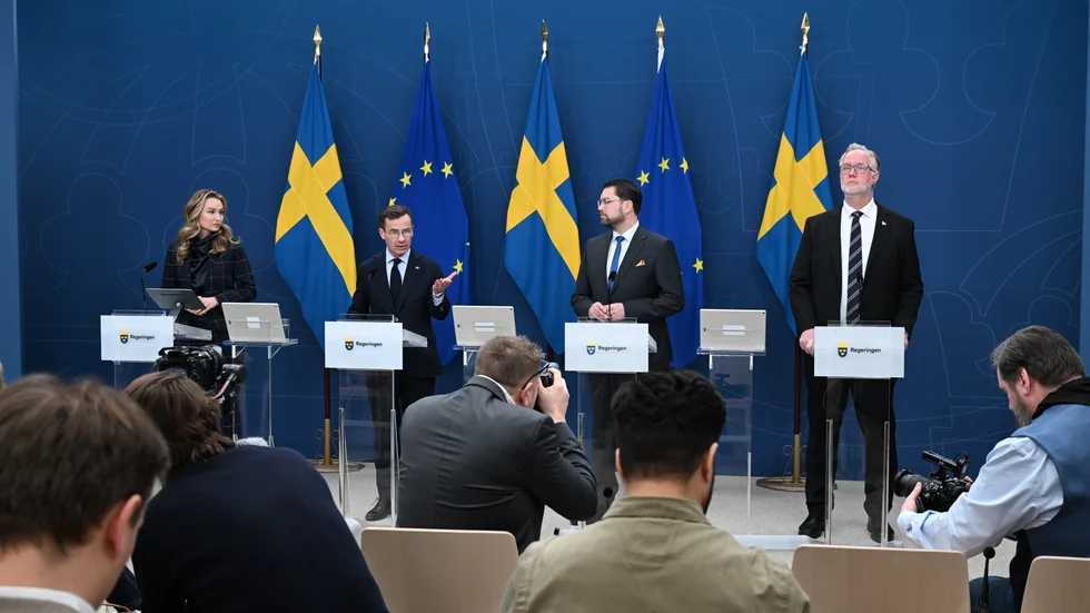 Regeringens senfärdighet har förvärrat sjukvårdskrisen.
