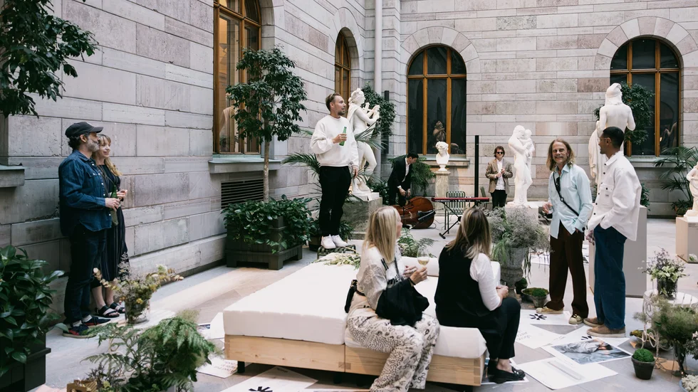 Patrik Sandhu Wilén berättar om Videung på lanseringen på Nationalmuseum.