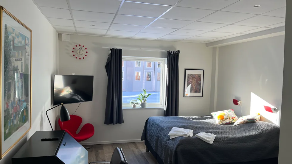 Så ser ett av dubbelrummen ut på Hotell Havsporten.