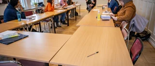 Regeringens förslag för ukrainare "en bluff"