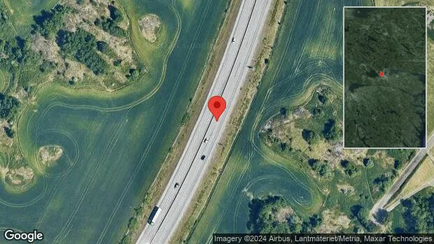 Varnar för älg på vägen på E4