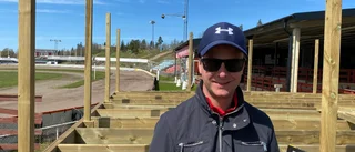 Daniel Davidsson putsar på upplevelsen speedway