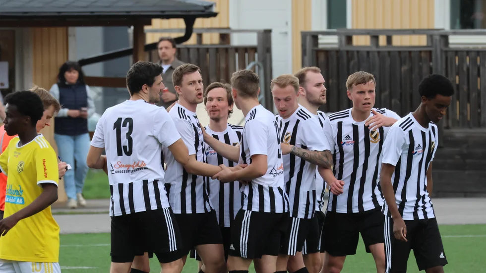 Rimforsajubel under derbyt mot Kisa.