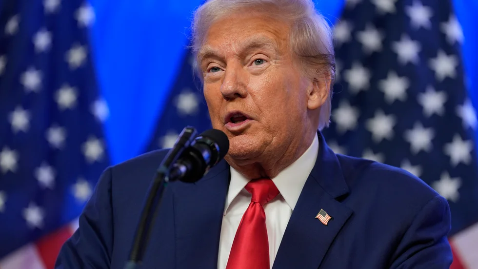 Donald Trump vid torsdagens pressträff i New Jersey.