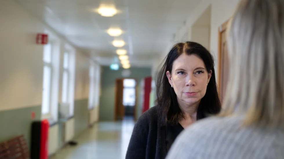 Ovissheten kring Vätternskolan, och var mellanstadieeleverna ska ta vägen efter sommarlovet, har påverkat både lärare och elever. Det menar Linda Persson (på bild) och Barbara Kreek, som båda två är lärare på Vätternskolan.