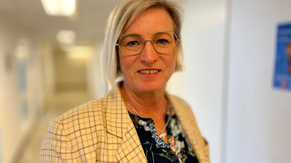 Eva-Britt Sjöberg (KD) lade förslag om att fullmäktige samlas till ett nytt möte den 4 september för att fatta beslut efter återremissen. 