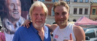 Inlines genom Sverige för ALS – hyllades av Lassgård i Ystad