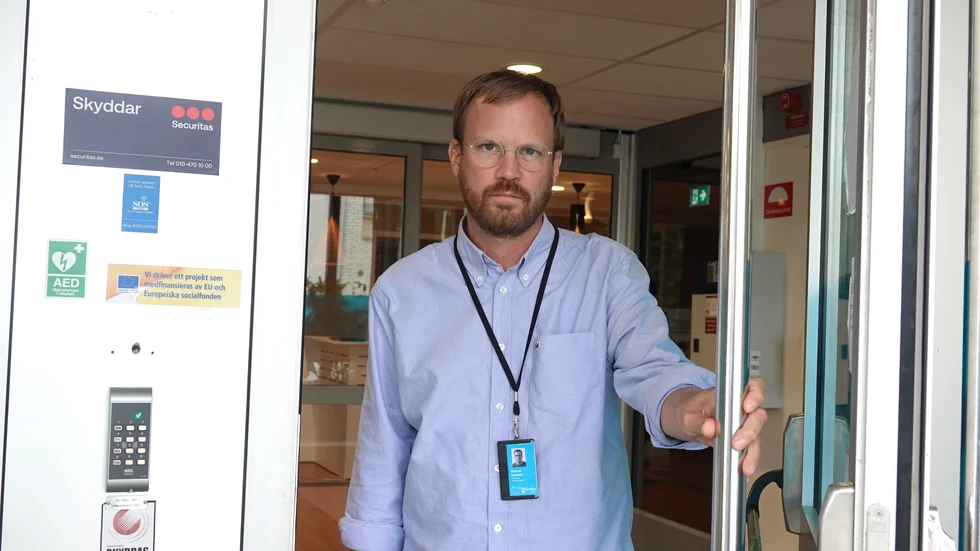 Dennis Jonsson, tf chef på planeringsavdelningen, är nöjd med den förlikning kommunen gjort med åkeriet som bröt tomtavtalet.   