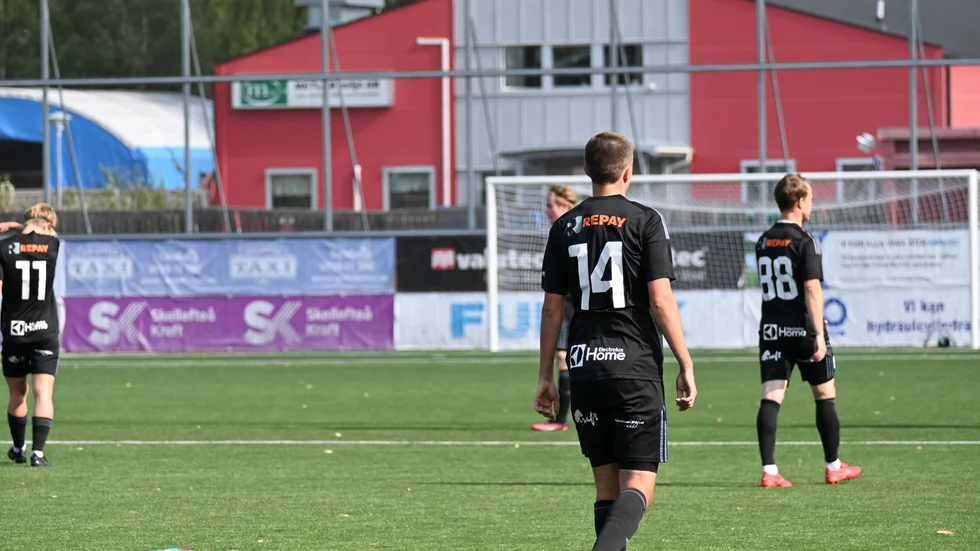 Tim Lindfors och Skellefteå FF var deppade efter förlusten mot Kiruna.