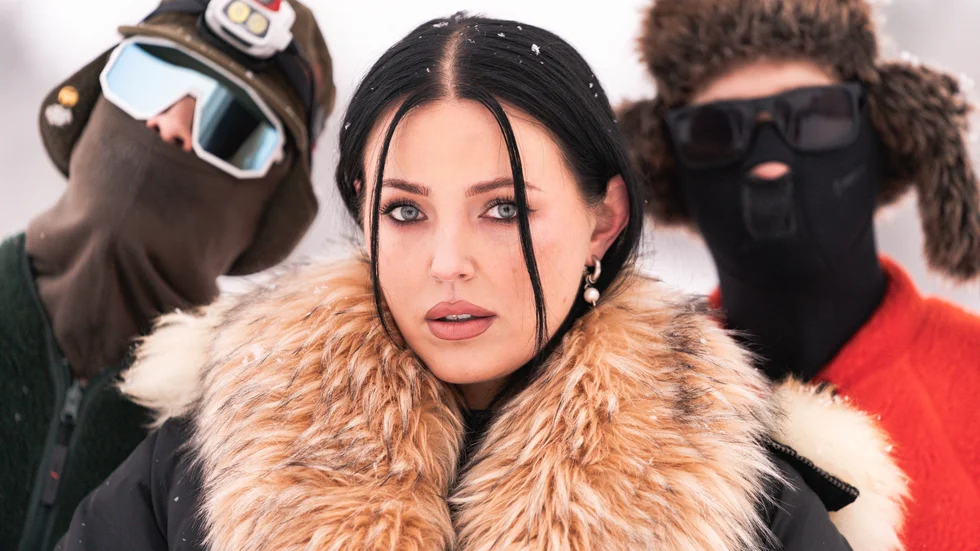 Miriam Bryant var på besök i Nattavaara för att spela in musikvideo till låten "Vem fan e du?".