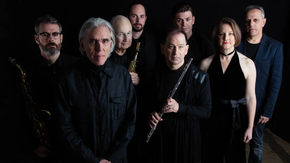 The Philip Glass Ensemble spelar på UKK 14 juni.