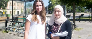 Tjejerna med stans ovanligaste sommarjobb – första någonsin
