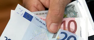 Hemlös hittade 22 000 – lämnade till polisen