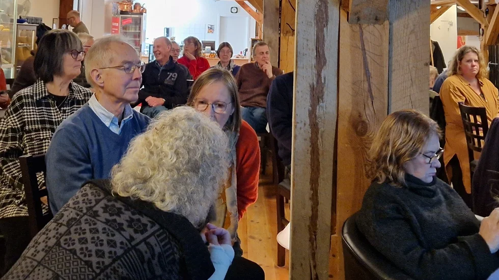 
Mötesrummet på Gotlands Försvarsmuseum blev fullsatt. 
