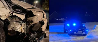 Två bilar i krock på Bolidenvägen