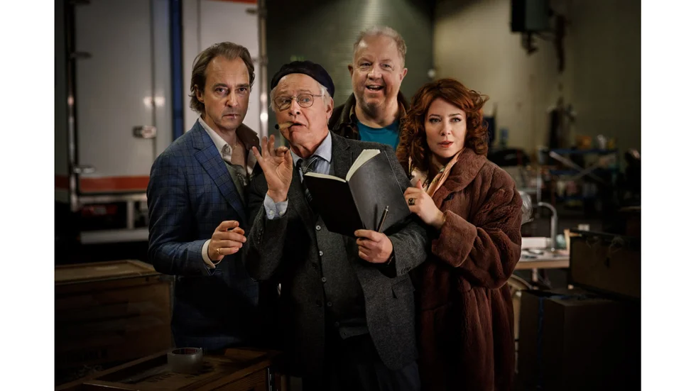 I år har nya filmen om Jönssonligan premiär, den här gången spelad av Robert Gustafsson (som Charles-Ingvar “Sickan” Jönsson), Jonas Karlsson (Vanheden), Anders Jansson (Dynamit-Harry) och Jennie Silfverhjelm (Doris)..