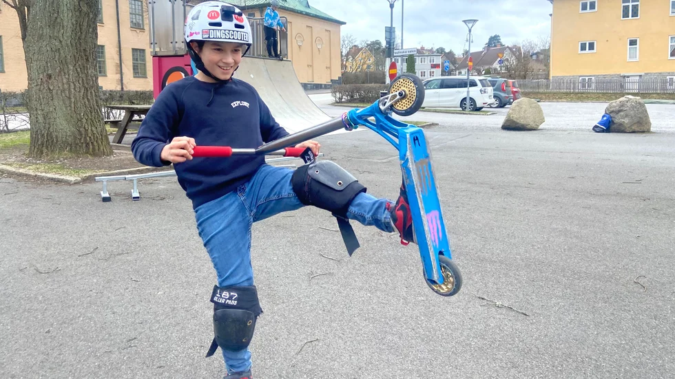 Alvin Forsgren är ofta i Skateparken i Strängnäs för att träna. 