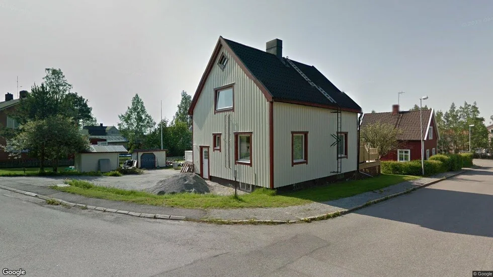 Hyttgatan 8