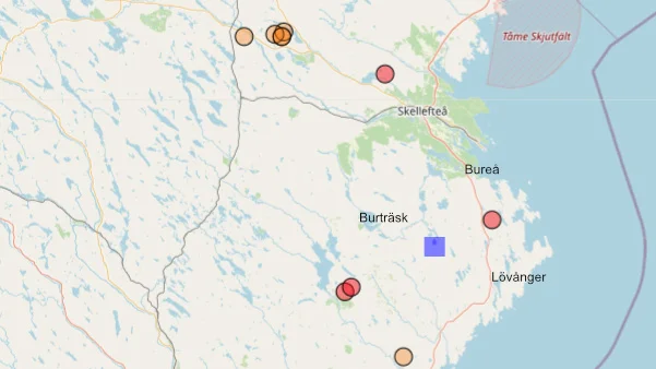 
Saturday's major earthquake had its epicenter where we placed a blue box. The red dots represent other earthquakes in the past 14 days. Yellow dots indicate explosions.