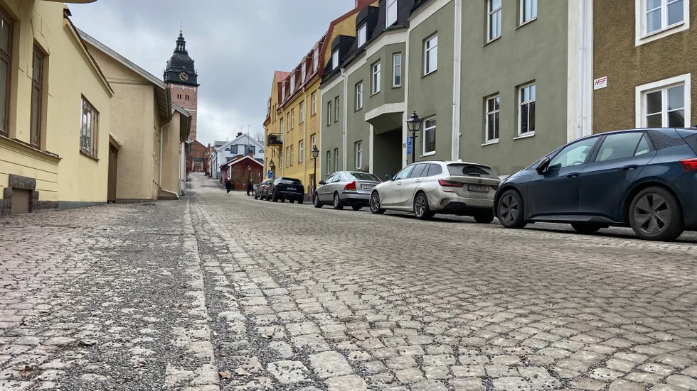 Grushögar längs vägkanten är snart ett minne blott, i alla fall för i år.