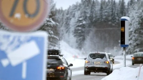 Många bilister i norr vill sänka högsta tillåtna hastighet på alla vägar vid dåligt väglag.