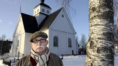Karl-Erik Nyström, ordförande för kyrkorådet i Piteå, är tveksam till kyrkan som förmedlare av penningbidrag och han säger sig vara förvånad över de starka reaktionerna från diakonin.