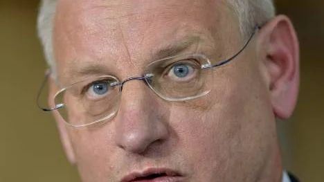 Utrikesminister Carl Bildt (M) menar att Sverige nu tagit ytterligare ett steg närmare Nato.