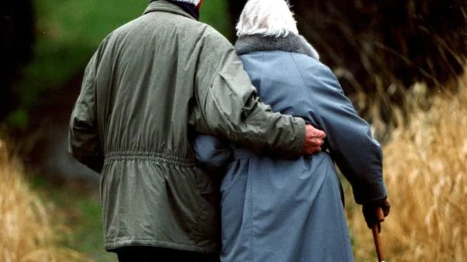 Regelverket för AP-fonderna behöver moderniseras så att vi alla kan se fram emot en - på många sätt - rikare pension, skriver debattörerna.