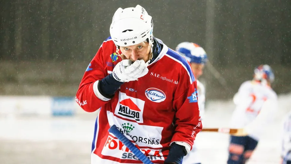 Jobbigt. Kalix Bandy fick en jobbig fredag – på flera sätt.