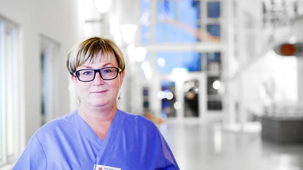 Återbesök. Överläkaren Lena Juntti Larsson lägger allt mer krut på att stötta patienterna att upprätthålla sina nya vanor.