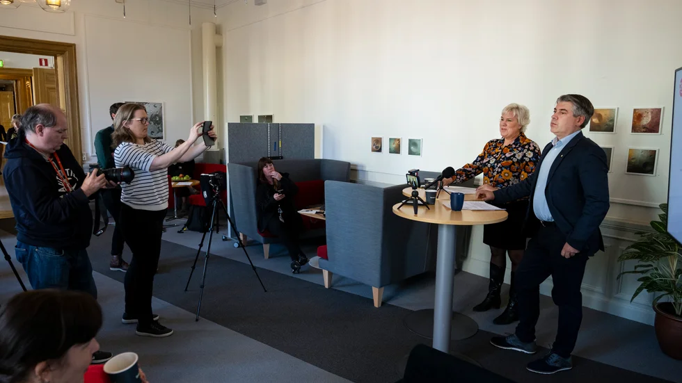 Kristina Edlund (S) och Niklas Borg (M) enas i ett gemensamt styre i Linköping. Den väntade nyheten presenterades vid en pressträff i stadshuset på onsdagen.