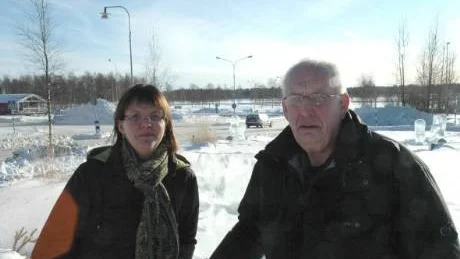 UNGDOMAR. Sonja Harr, ordförande i  samverkansrådet och Jan Nilsson, Kalixbygdens byaråd gör byabesök för att samla ihop de goda idéerna.
