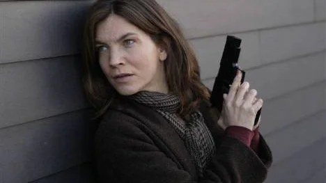 Angela Kovacs som filmpolisen Irene Huss.