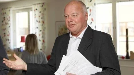 Bengt Augustsson, vd för Norrskenets friskolor AB, har arbetat drygt 25 år som lärare, rektor och områdeschef i den kommunala skolan. Han har också varit chef för Kriminalvården i Norrbotten.