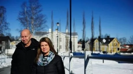 SÖK HJÄLP DIREKT. Johan Lodin, socionom och Anna Henriksson, enhetschef vid barn- och ungdomssektionen vid socialtjänsten i Luleå, uppmanar alla föräldrar som känner oro för att deras barn använder droger att inte vänta utan direkt ta kontakt med dem.