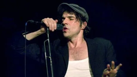 Thåström.