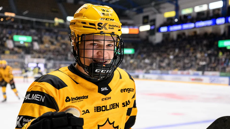 Zeb Forsfjäll blev vald av Seattle Kraken i den sjätte rundan av NHL-draften.