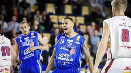 Segerjubel för LF Basket.