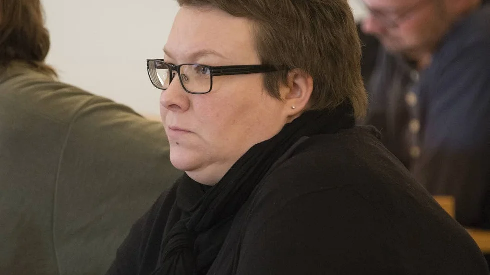 Förslag. ”Man har inte lyckats rekrytera lärare till alla tjänster, många av de anställda är obehöriga eller har aldrig varit i skolans värld. Detta gäller från förskoleklass till gymnasiet. Det krävs en vision och kraftfulla åtgärder och en tydlig riktning. En vilja från politiken att satsa på det som är viktigt — skolan.” Det skriver Kristina Taimi (S) och Anneli Jorsell (S) i en motion. (Arkivbild)