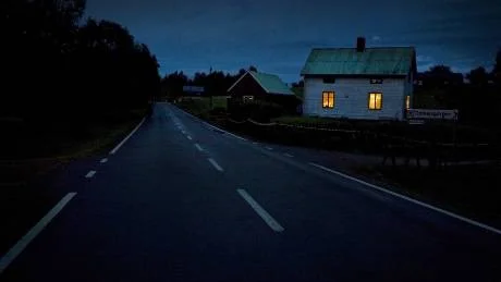 SVART TRAKT. Förr kallades böcker som utspelades på den svenska landsbygden för glesbygdsromaner. Nu har de fått en ny etikett - country noir.